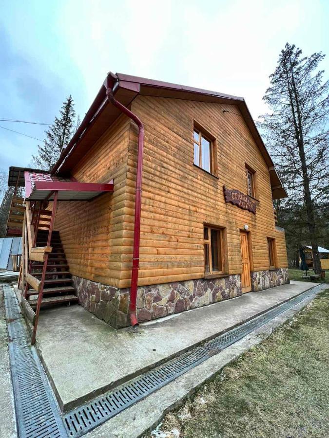 Отель Три Брати Гребенов Экстерьер фото